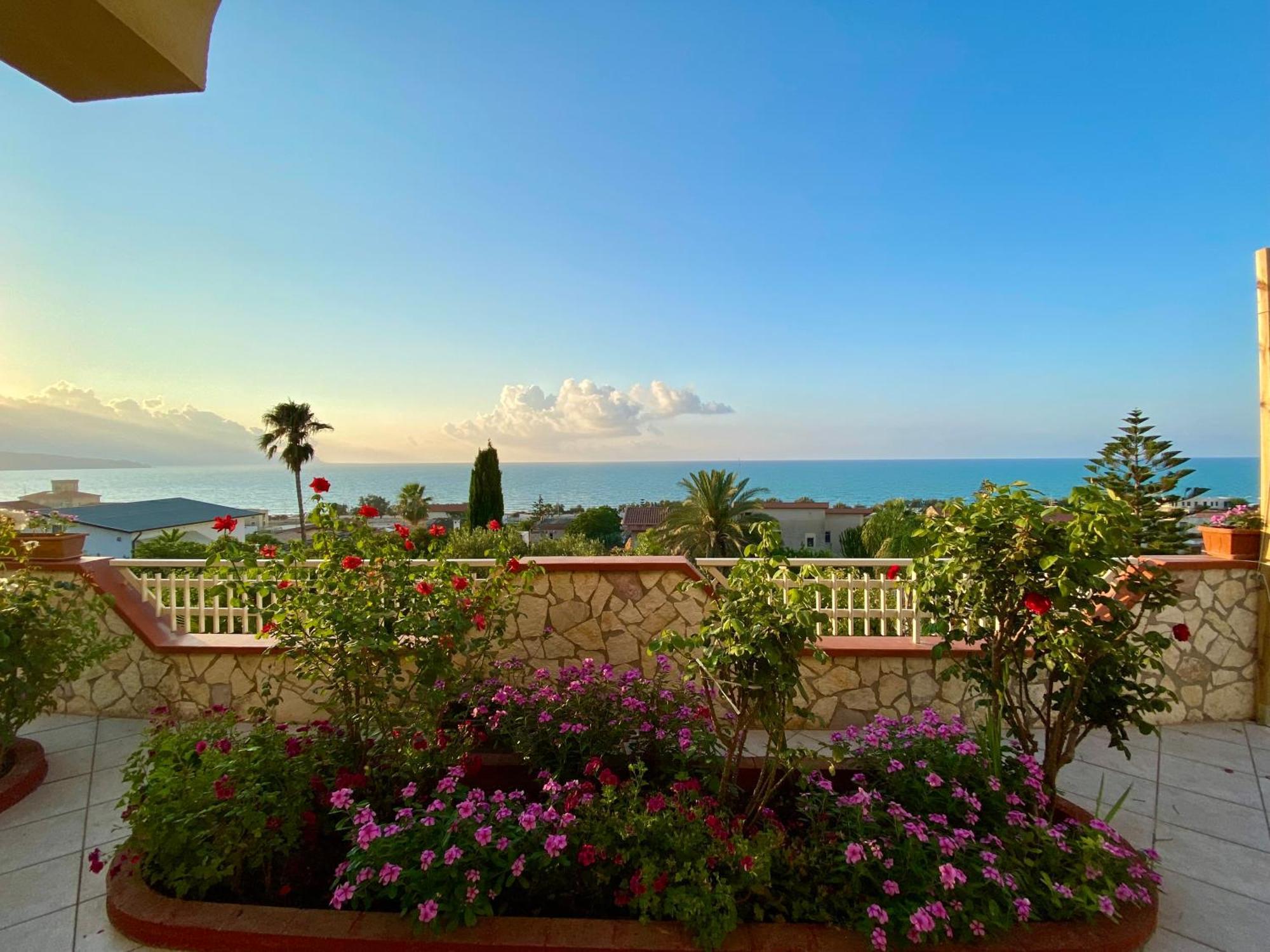 Villa Mare Giuggiola Алкамо Марина Екстериор снимка