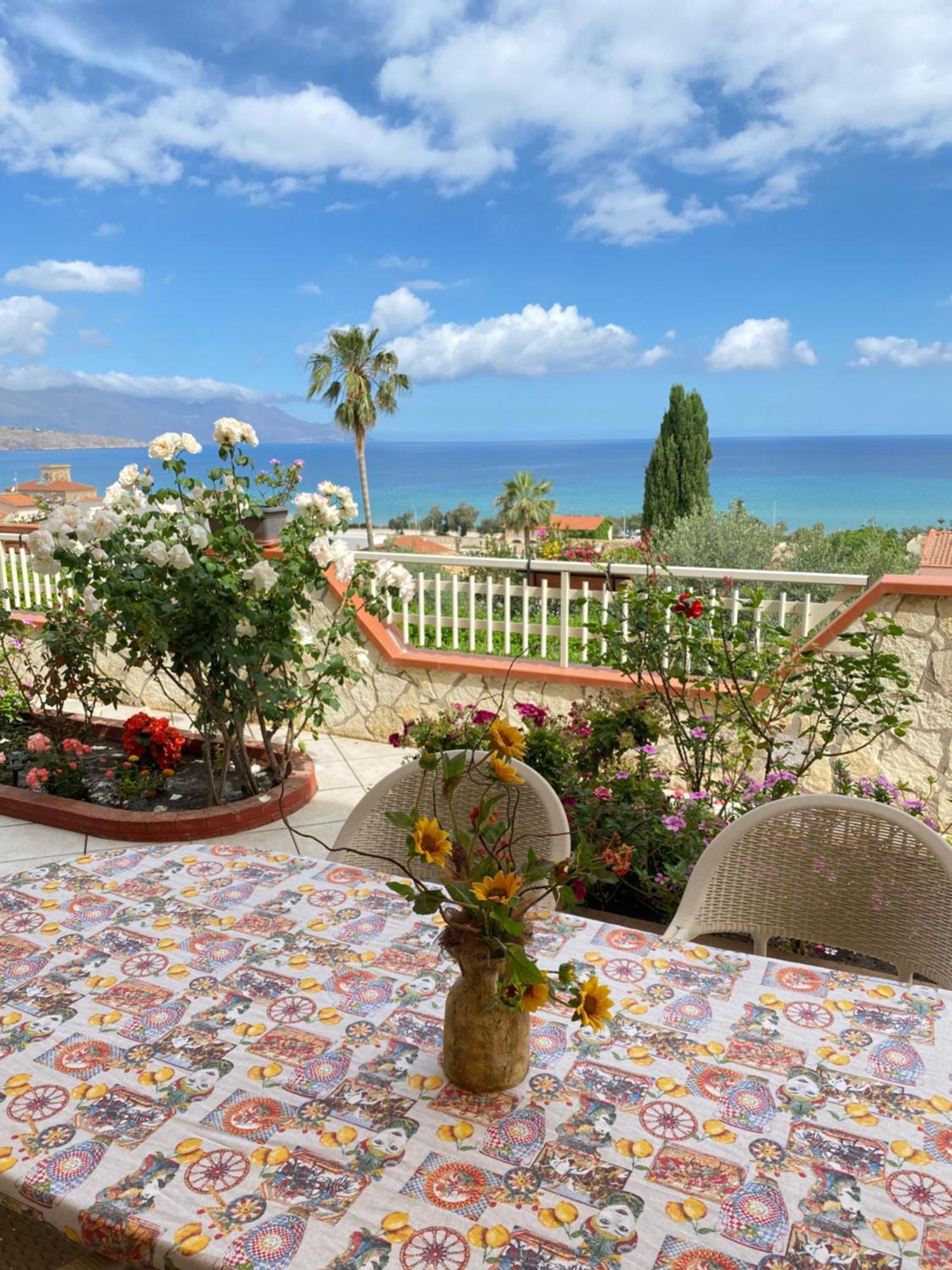 Villa Mare Giuggiola Алкамо Марина Екстериор снимка